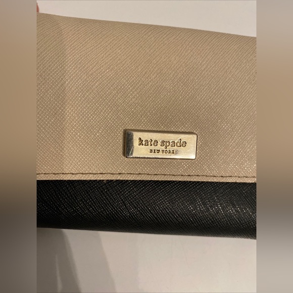 Kate Spade Joy Laurel Way Trifold Snap Small Wallet WLRU5028 - SoftPorcln/ Black - Picture 2 of 12